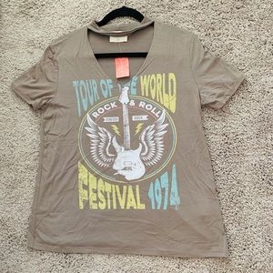 Vestique graphic tee